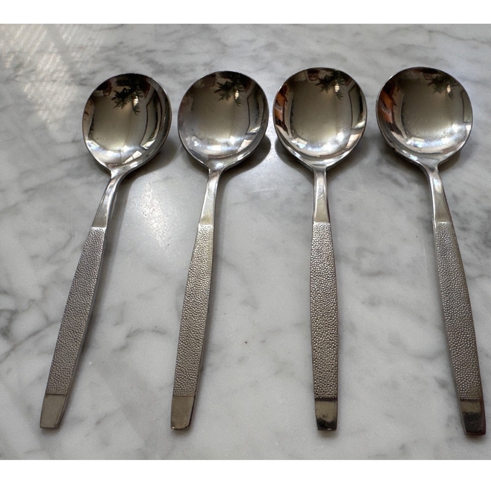 Wallace Silver Montisi Stainless Soup Spoons Textured Glossy Set of 4 Taiwan